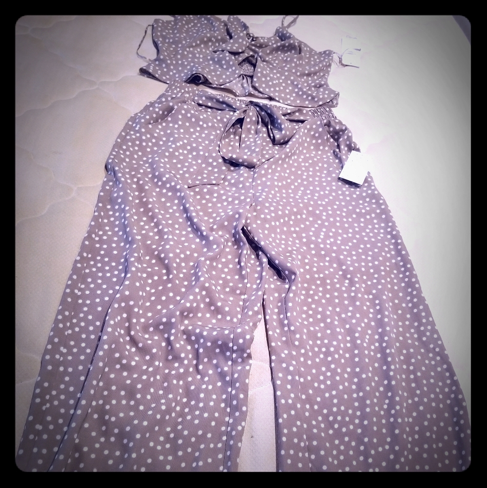 New cute pair top and bottom pants